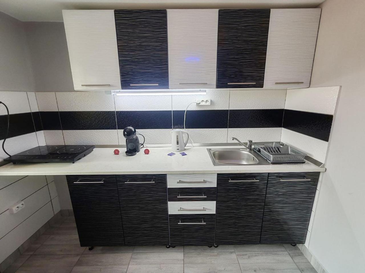 Hajnal Apartman Hajdúszoboszló Esterno foto
