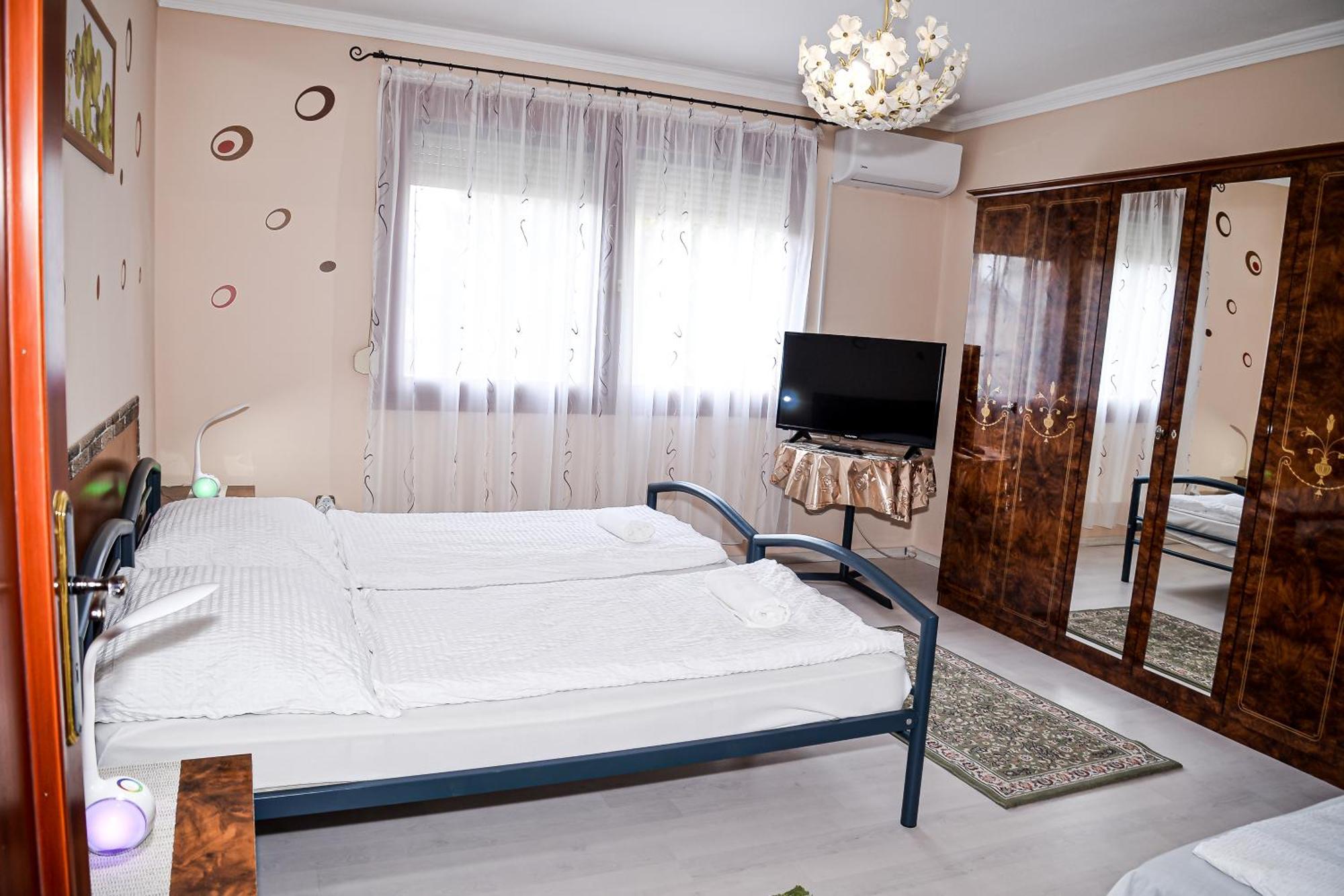 Hajnal Apartman Hajdúszoboszló Esterno foto